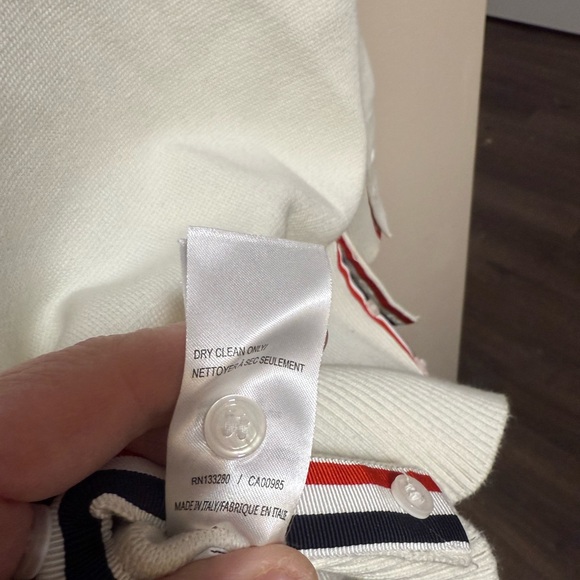 Thom Browne like sweater.  High quality. Brand new condition. - Picture 6 of 11